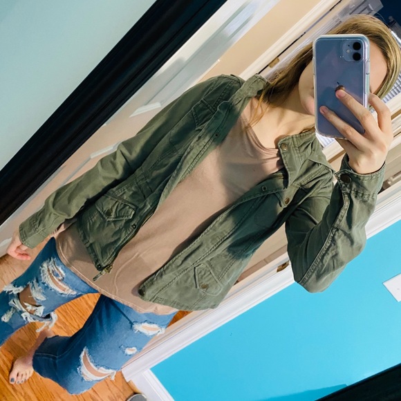 Army green jean jacket - Picture 2 of 8